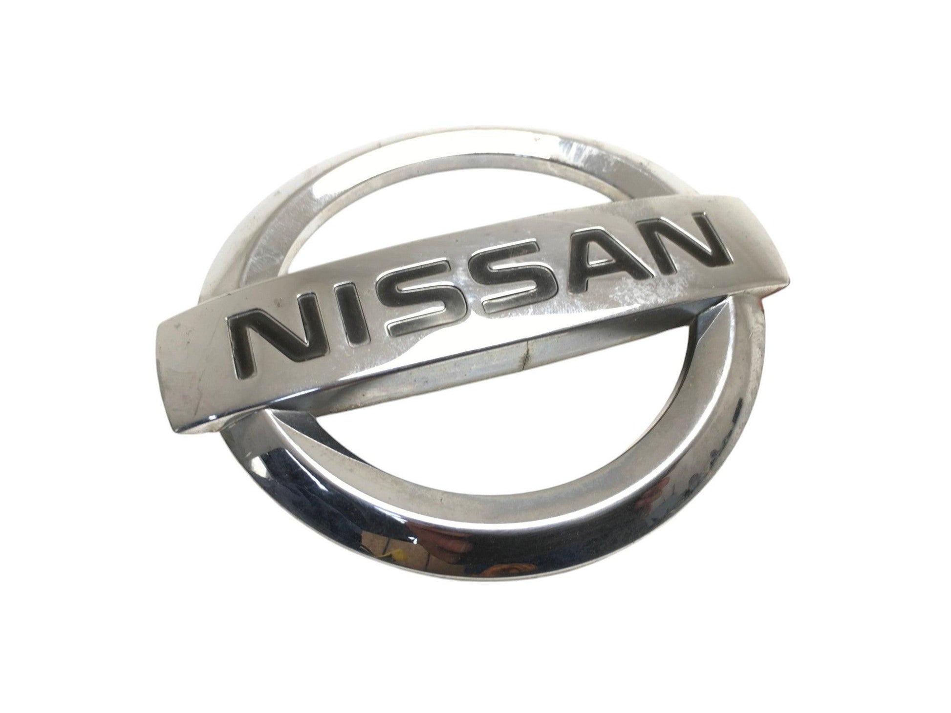 Emblema marca Nissan Qashqai J10 - 90890JD000