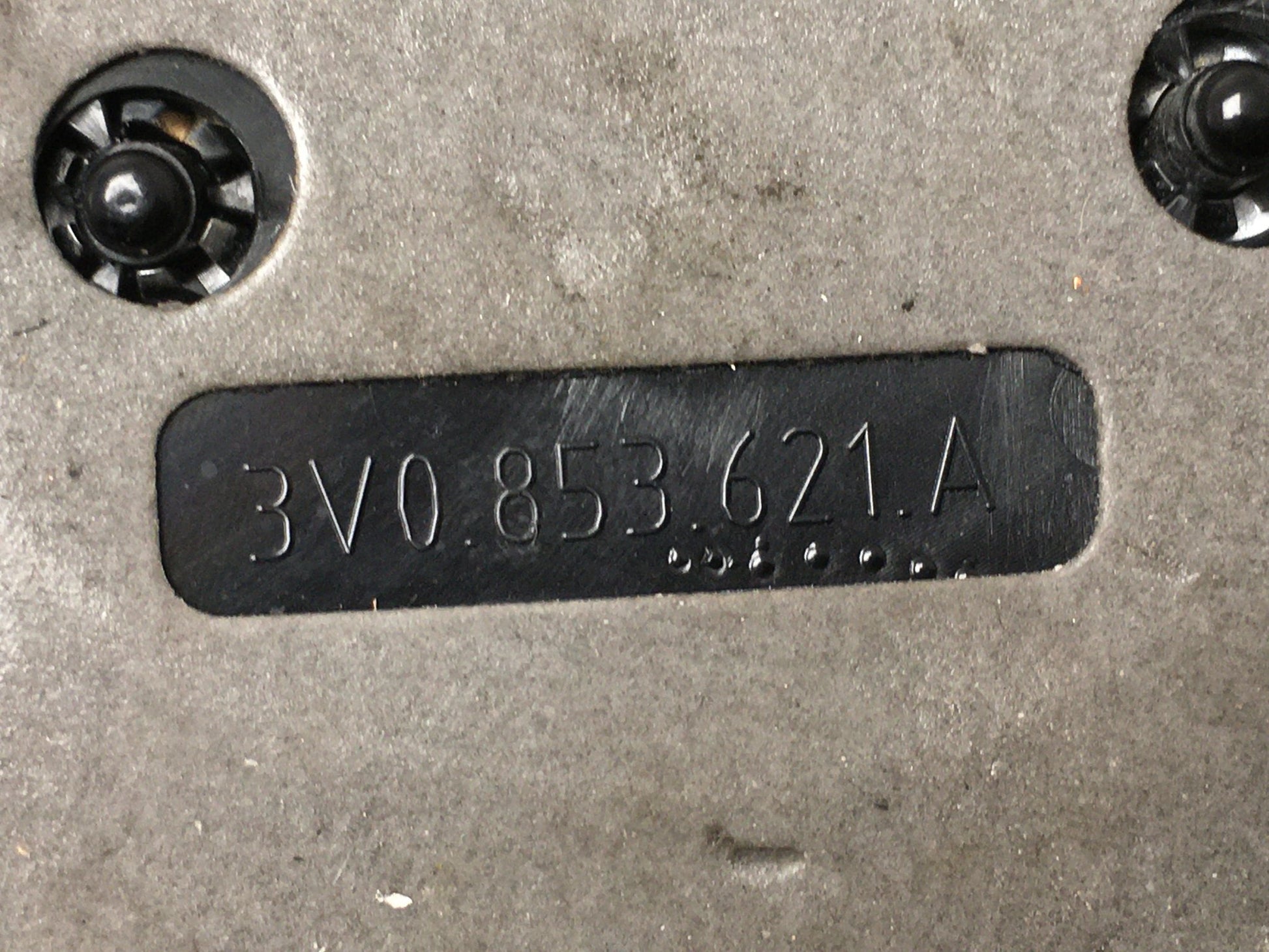 Emblema marca Skoda 3V0853621A - 3V0853621A