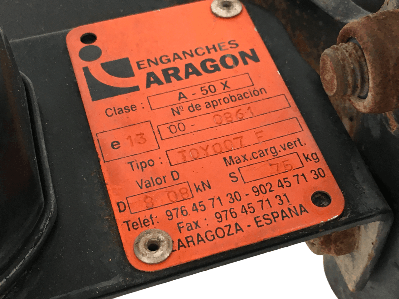 Enganche Toyota Land Cruiser J90 - TOY007