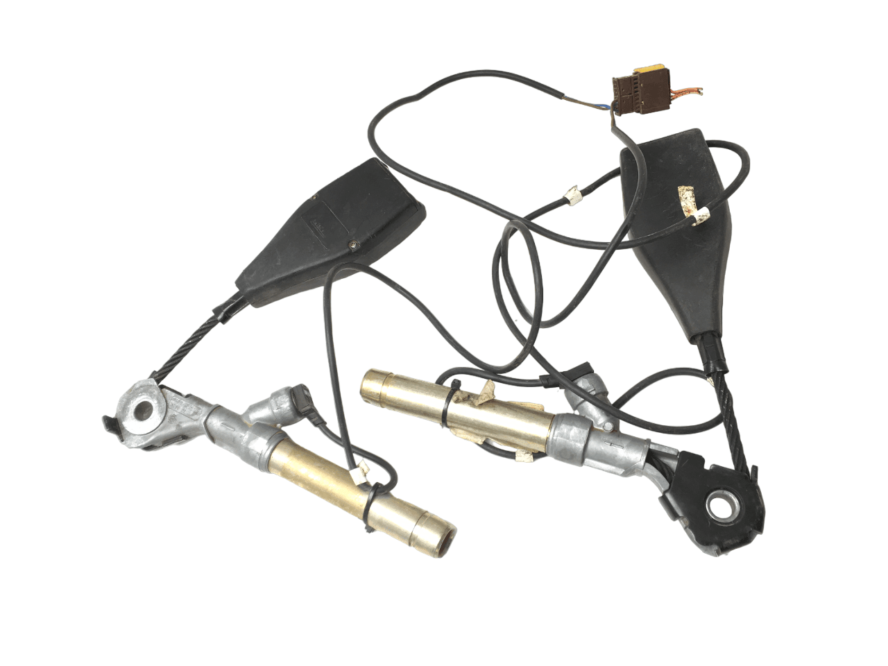 Enganches cinturon Renault 7700415676 - 7700415679