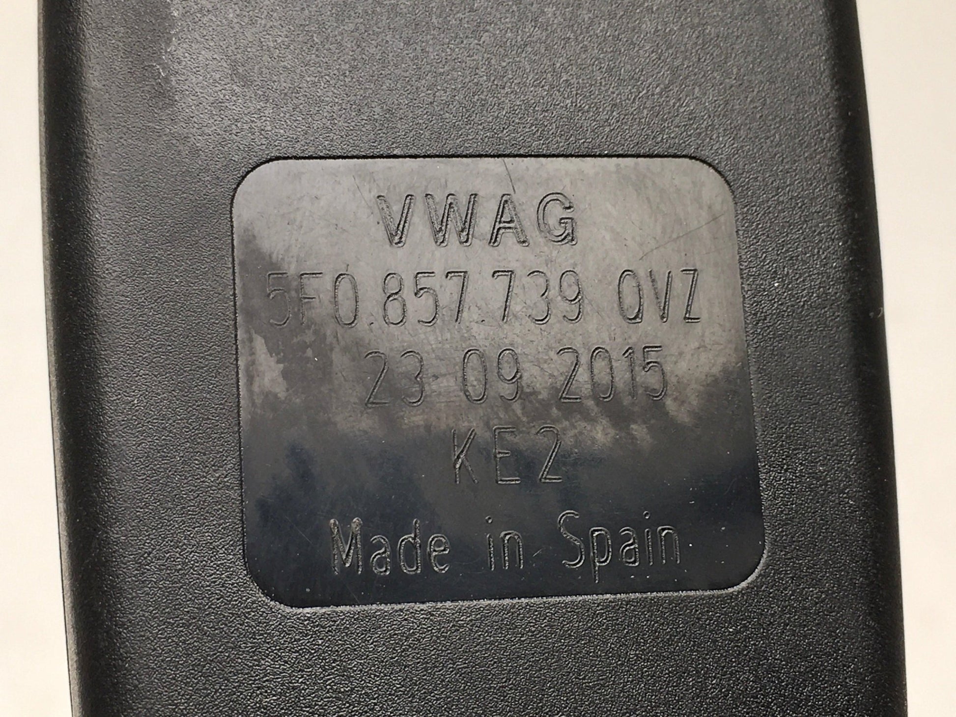 Enganches cinturon trasero Seat Leon III - 5F0857739