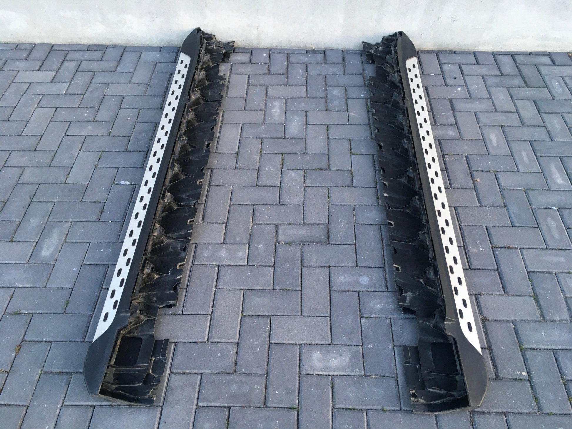 Estriberas Mercedes GLK X204 - A2045200031