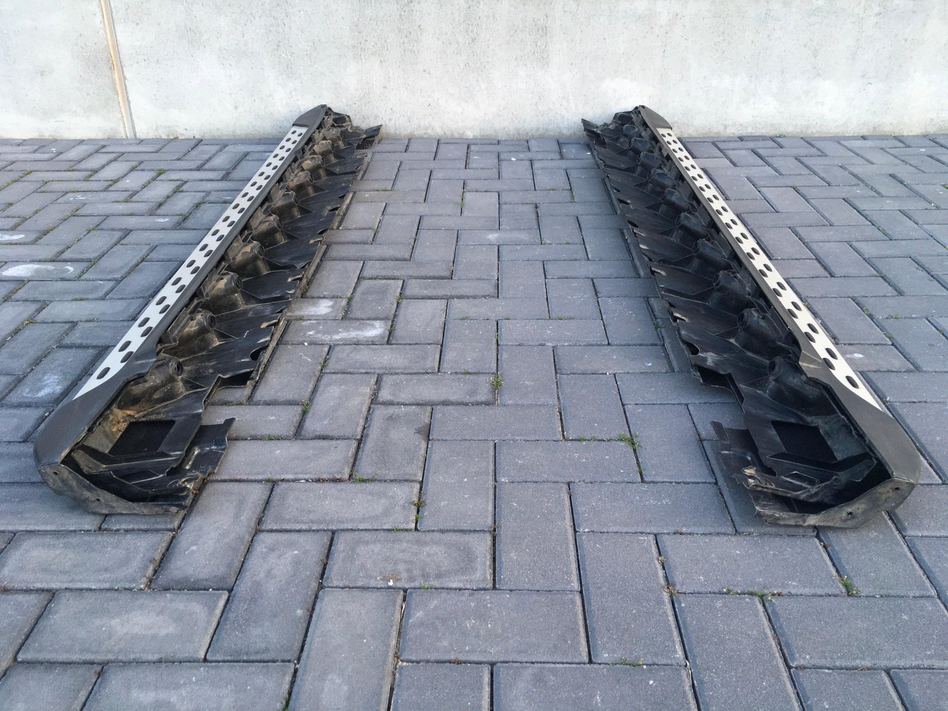 Estriberas Mercedes GLK X204 - A2045200031