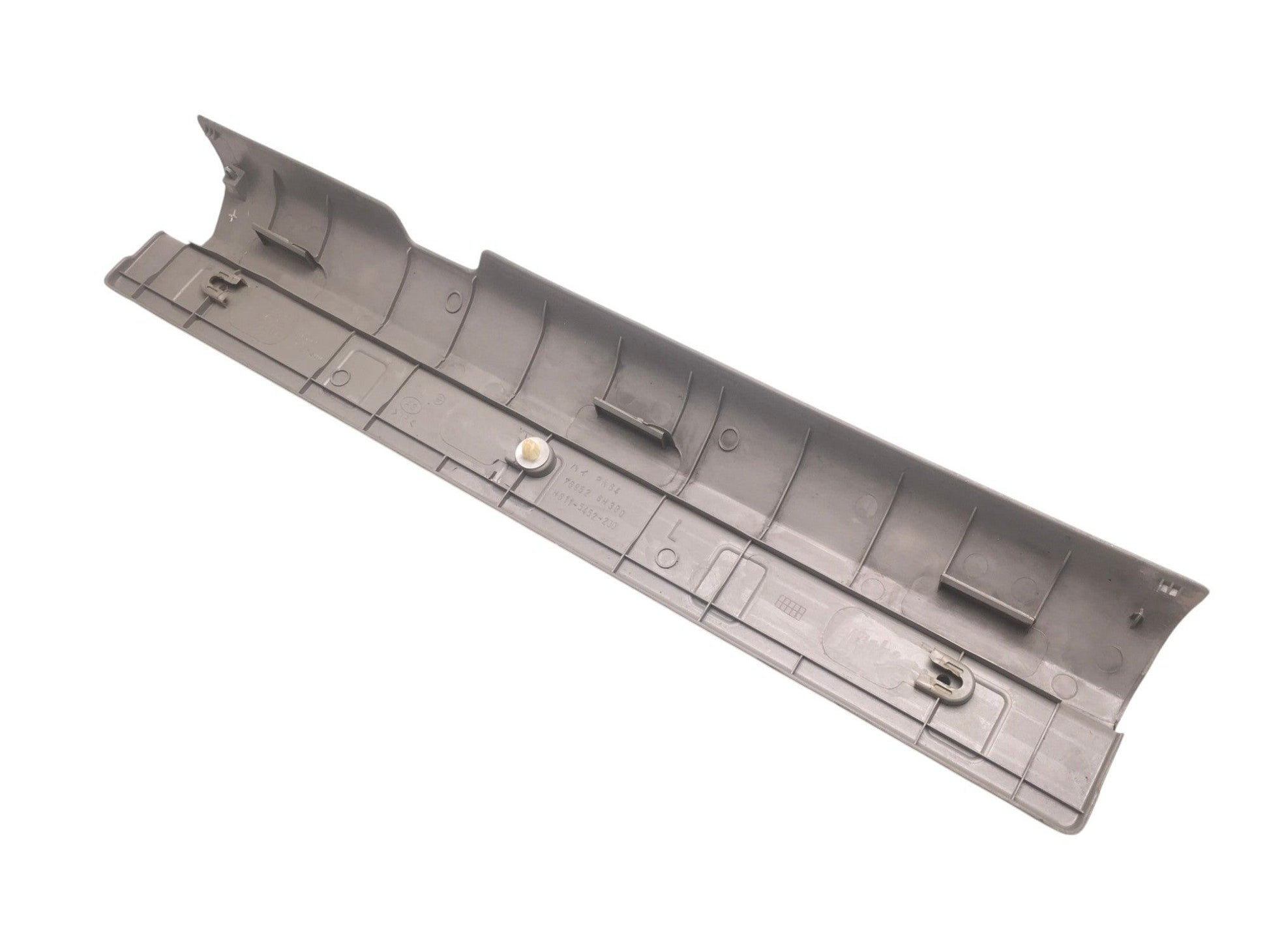 Estribo del izq Nissan X-Trail T30 - 769528H300