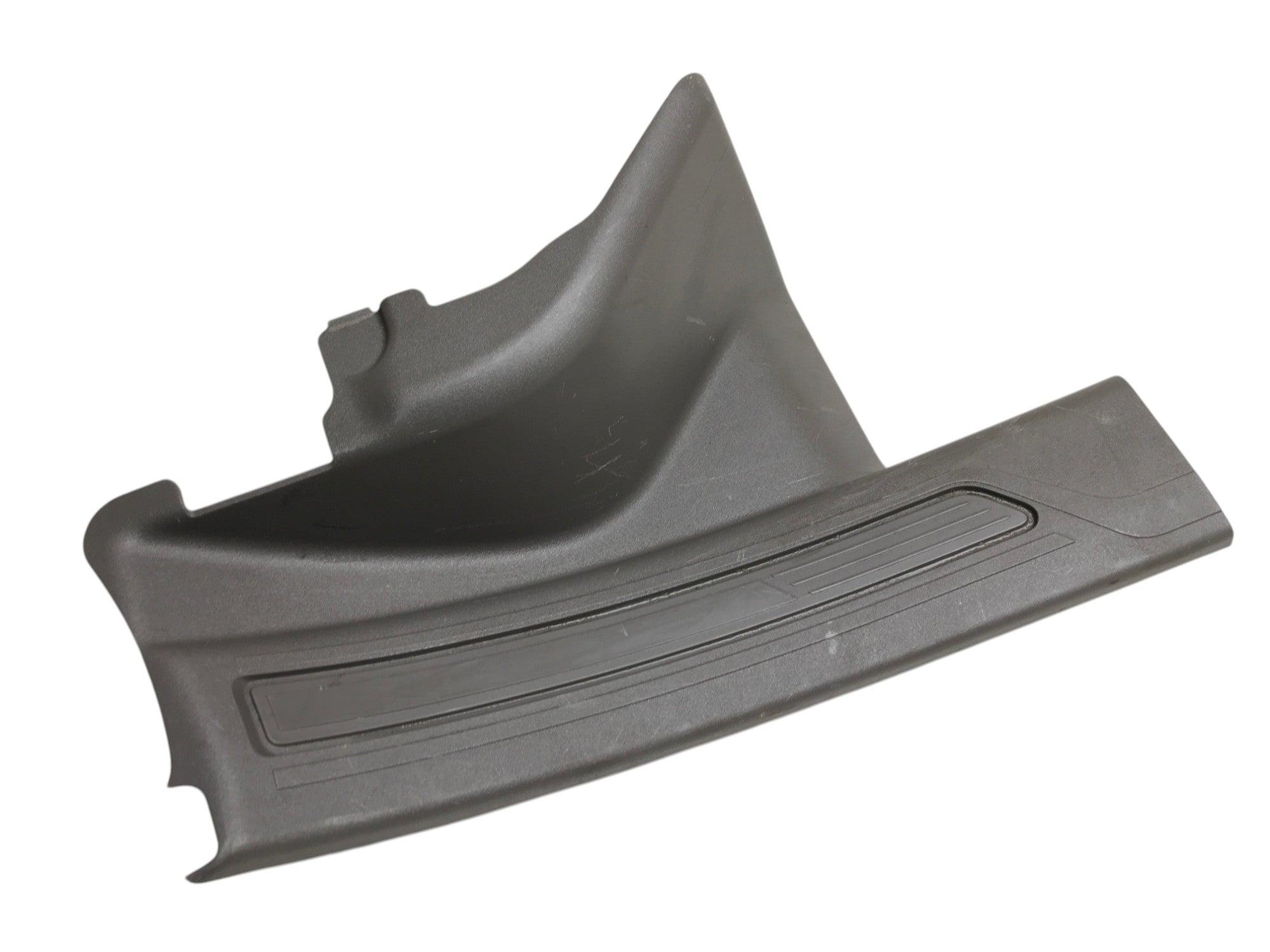 Estribo tra dcho Jaguar XE - GX7313244A