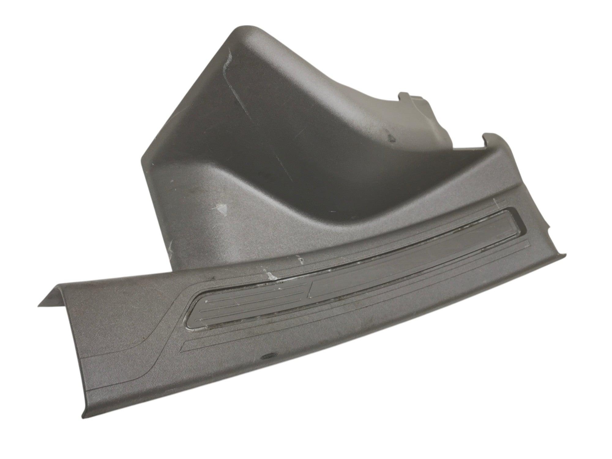 Estribo tra izq Jaguar XE - GX7313245A