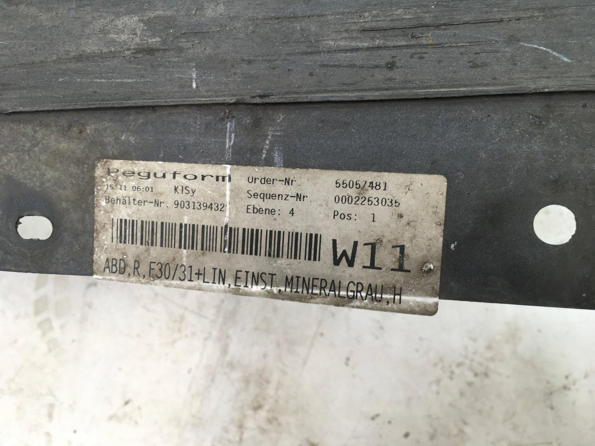 Faldon derecho BMW 3 F30 - 51777256912