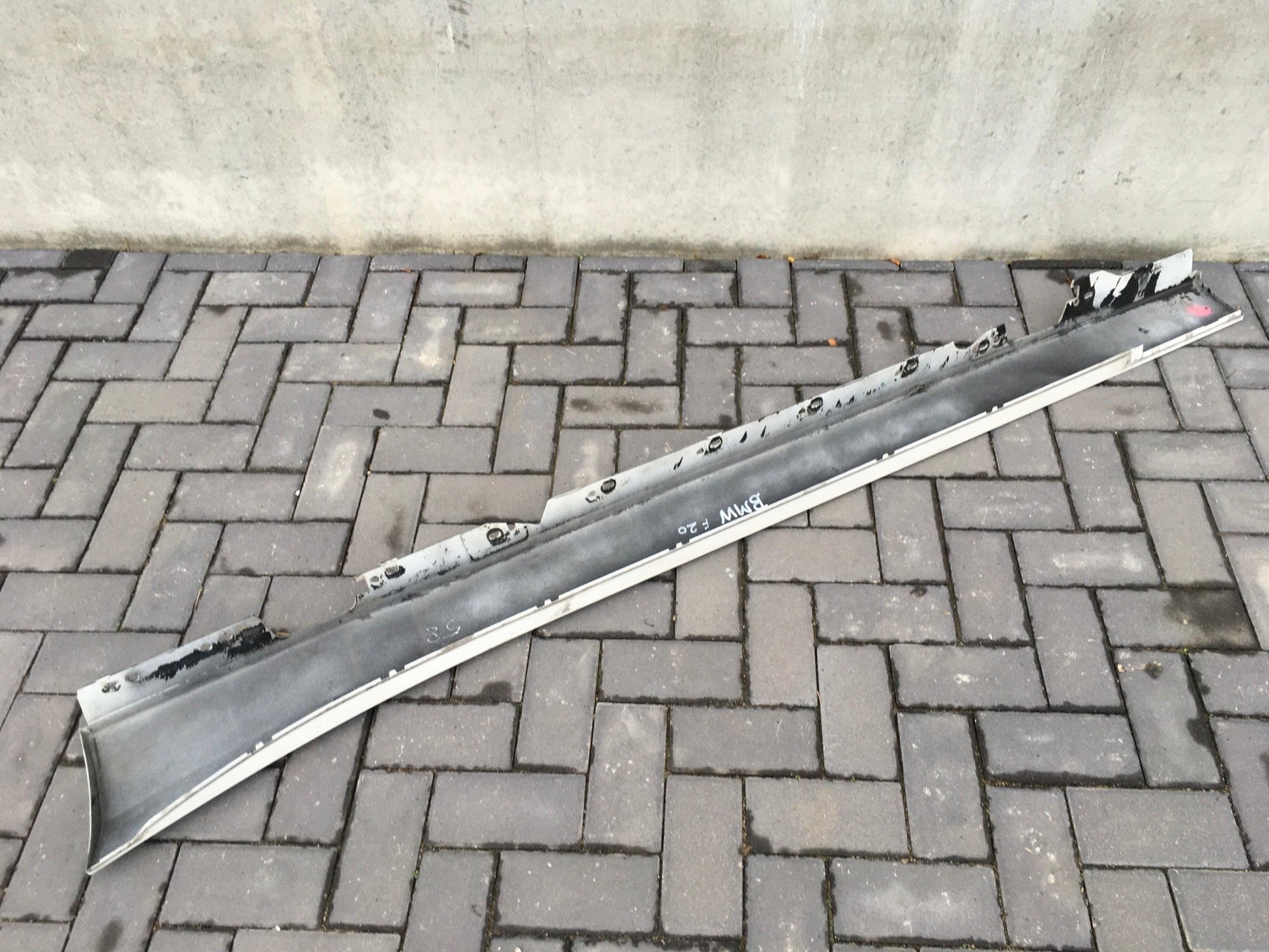 Faldon derecho BMW F20 - 51777293554