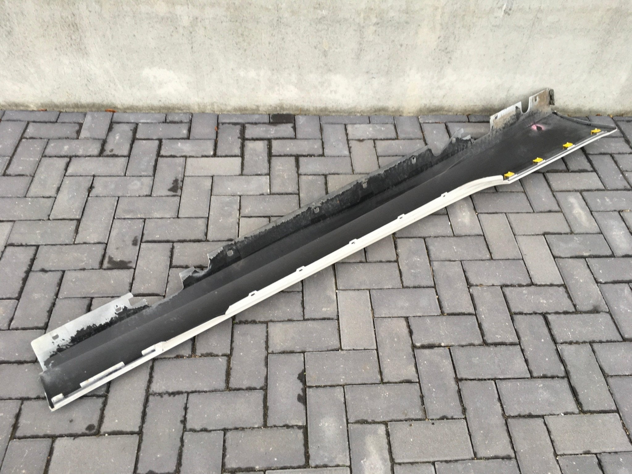 Faldon Izquierdo BMW E92 E93 - 51777173919