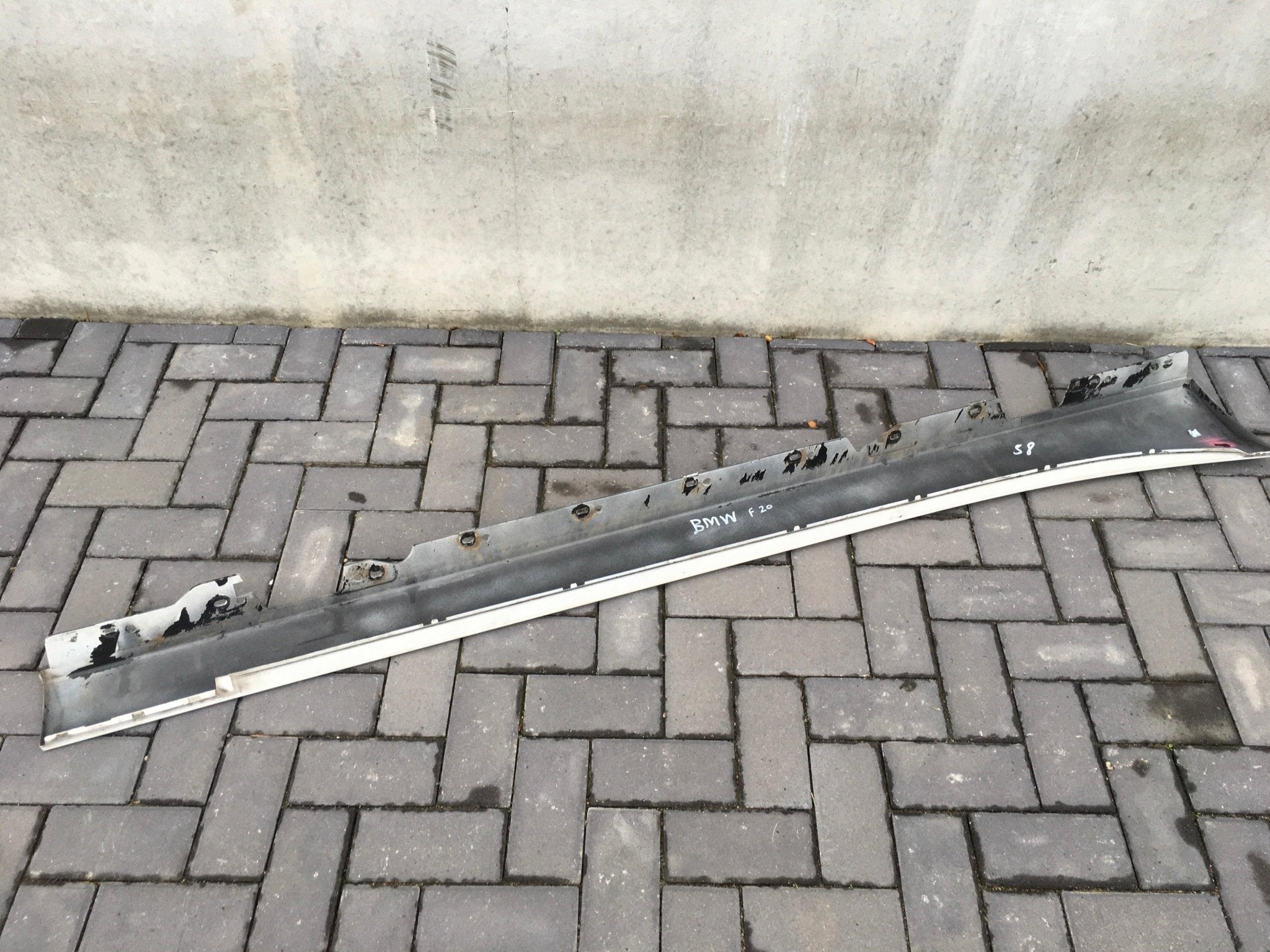 Faldon izquierdo BMW F20 - 51777293553