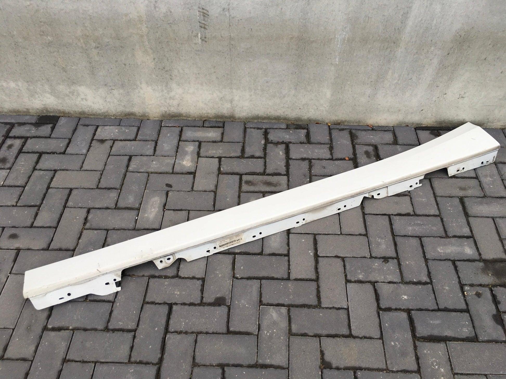 Faldon izquierdo BMW F20 - 51777293553