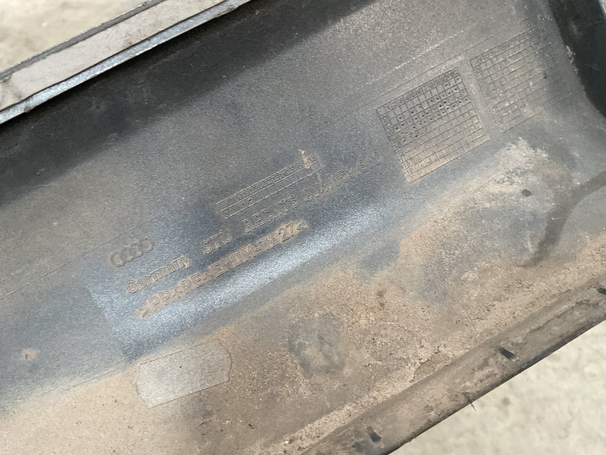 Faldones Audi A3 8V 2012-2020 - 8V4853860