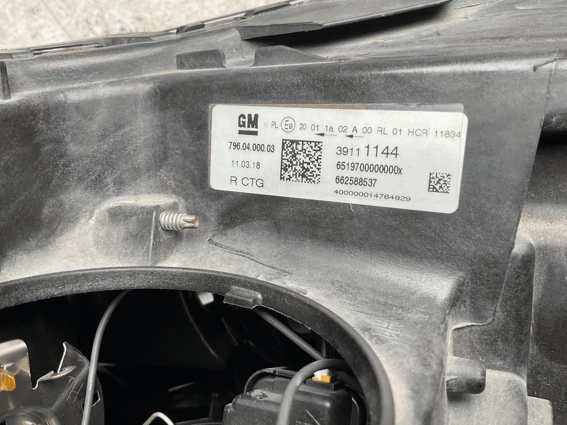 Faro dcho Opel Astra K - 39111144