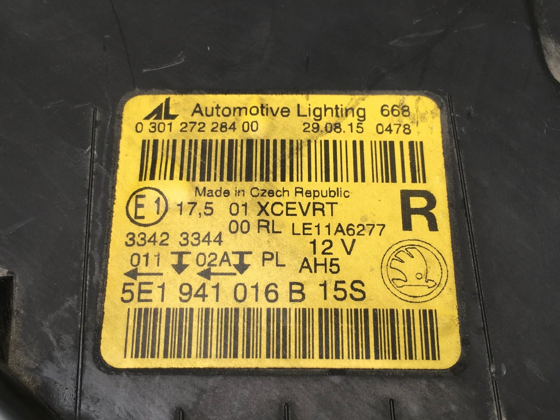 Faro dcho Skoda Octavia III 5E RS - 5E1941016B