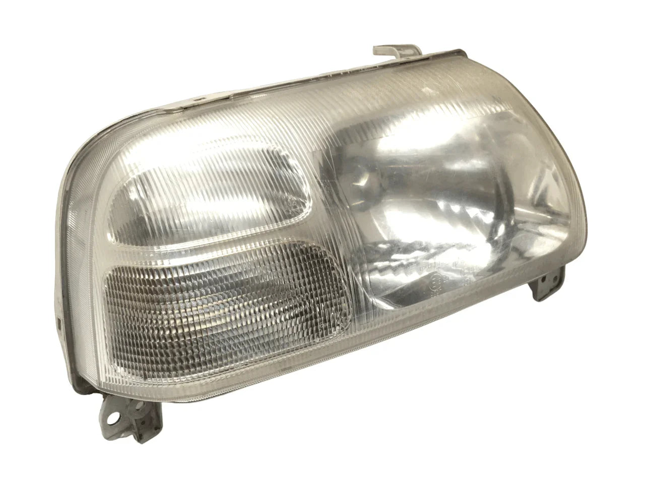 Faro dcho Suzuki Grand vitara 1