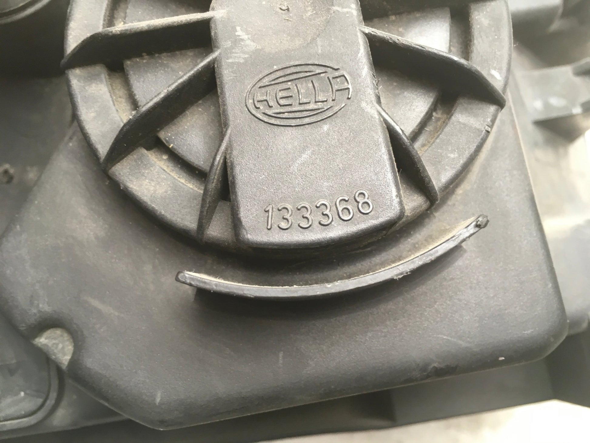 Faro dcho Volvo 850 2.5 - 14200600