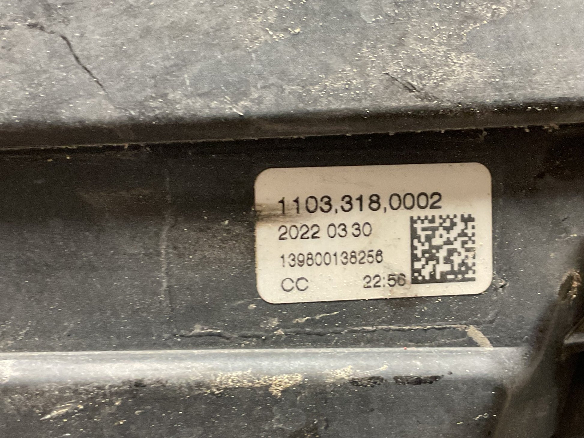 Faro dcho Volvo FM III 460 - 24056510