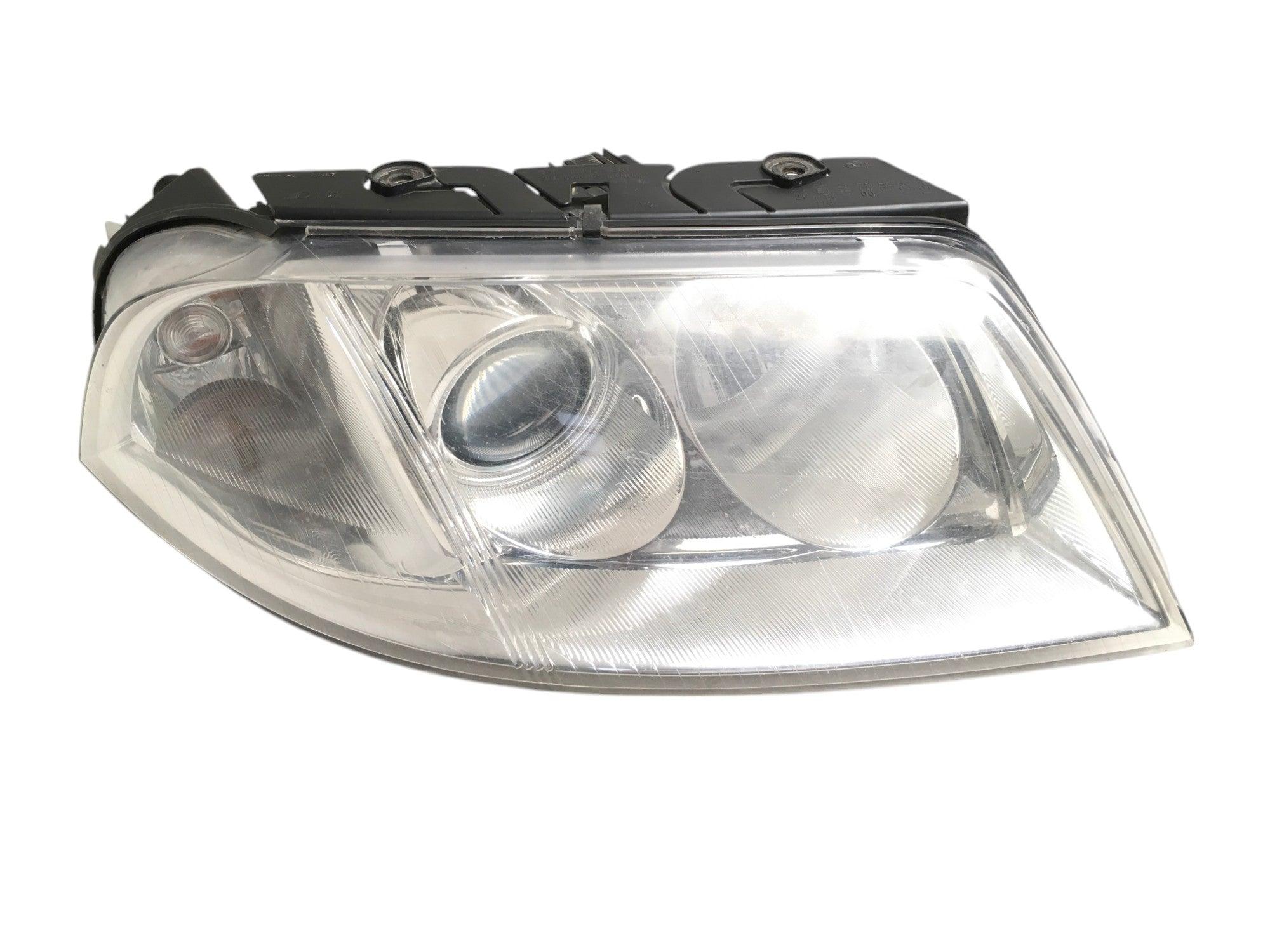 Faro dcho VW Passat B5.5 3B - 3B0941016AN