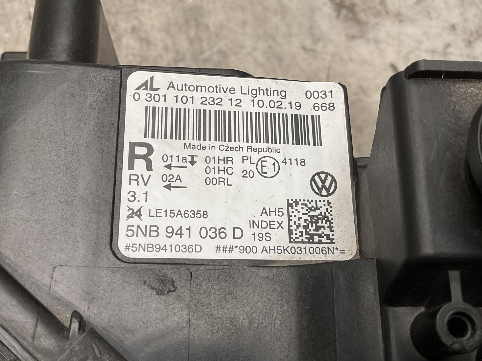 Faro dcho VW Tiguan II 2016 2025 - 5NB941036D