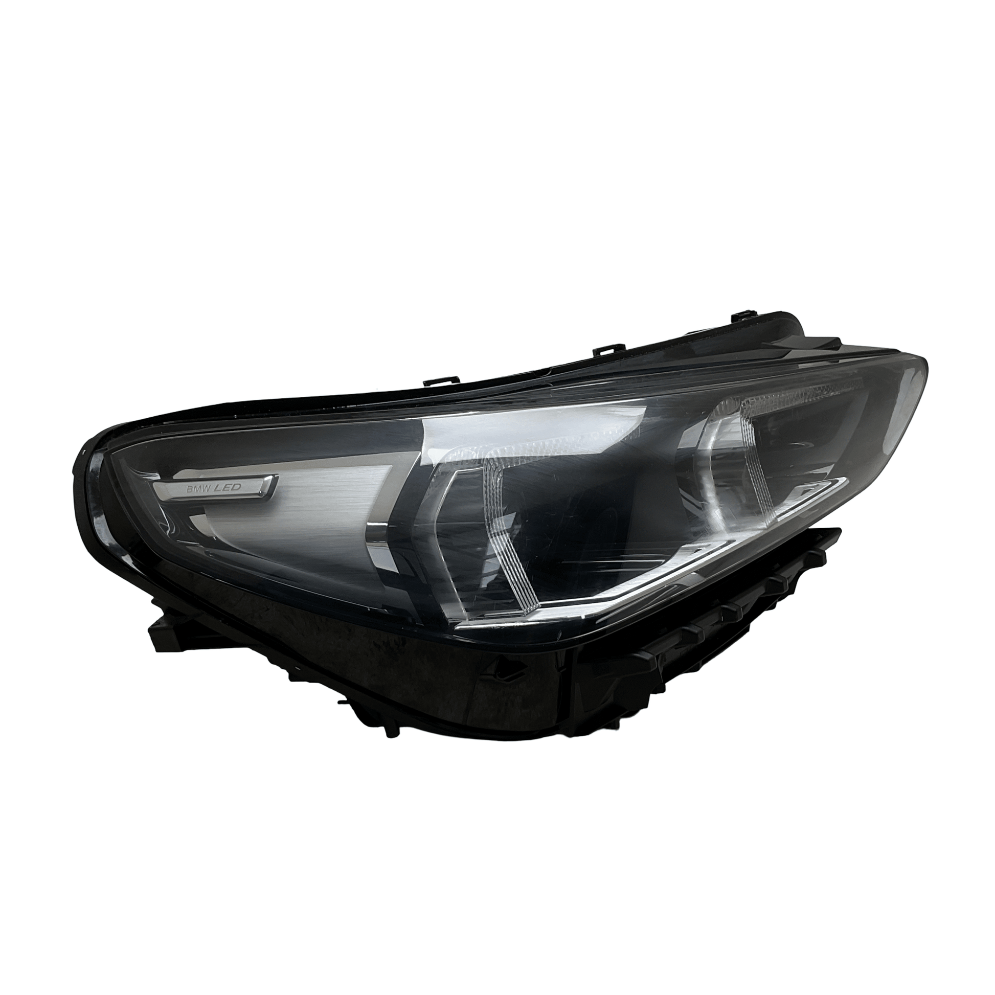 Faro del dcho BMW X1 22-26 - 63115A64424