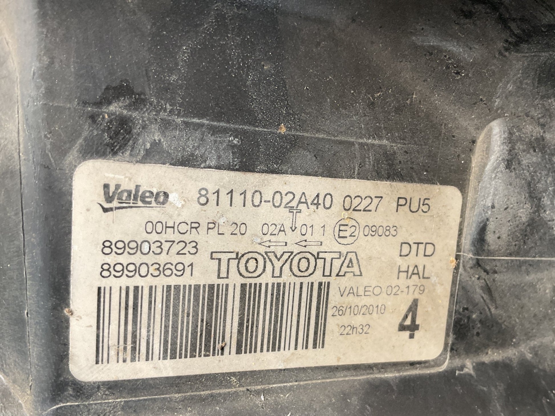 Faro del dcho Toyota Auris 07-12 - 8111002A40
