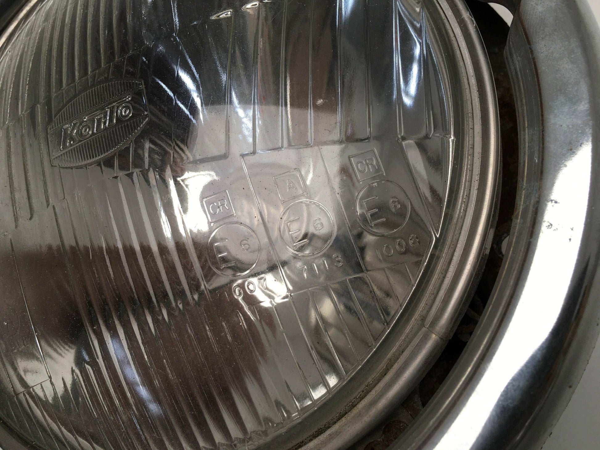 Faro delantero Daihatsu Taft - A1918