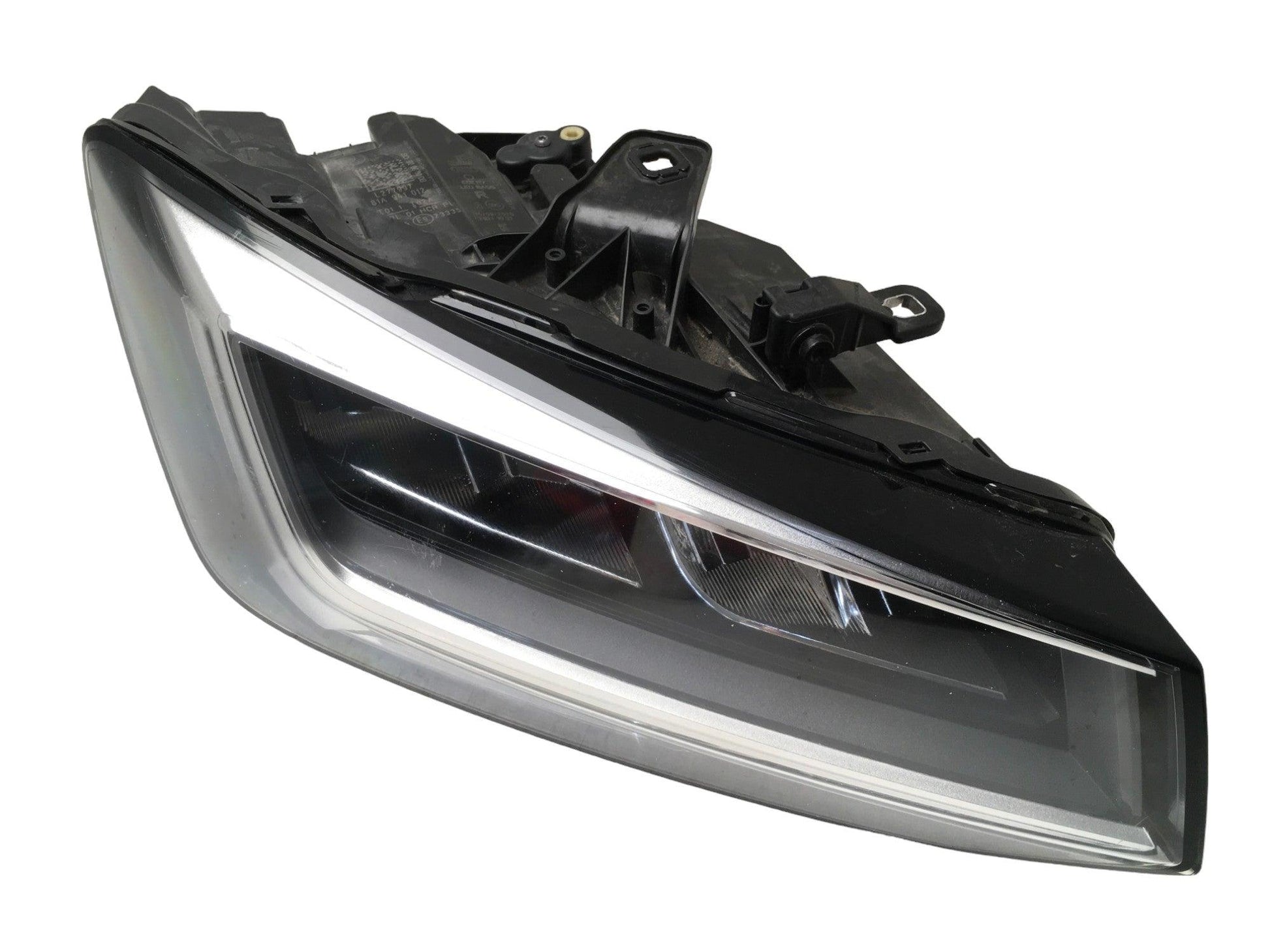 Faro derecho Audi Q2 81A - 81A941012