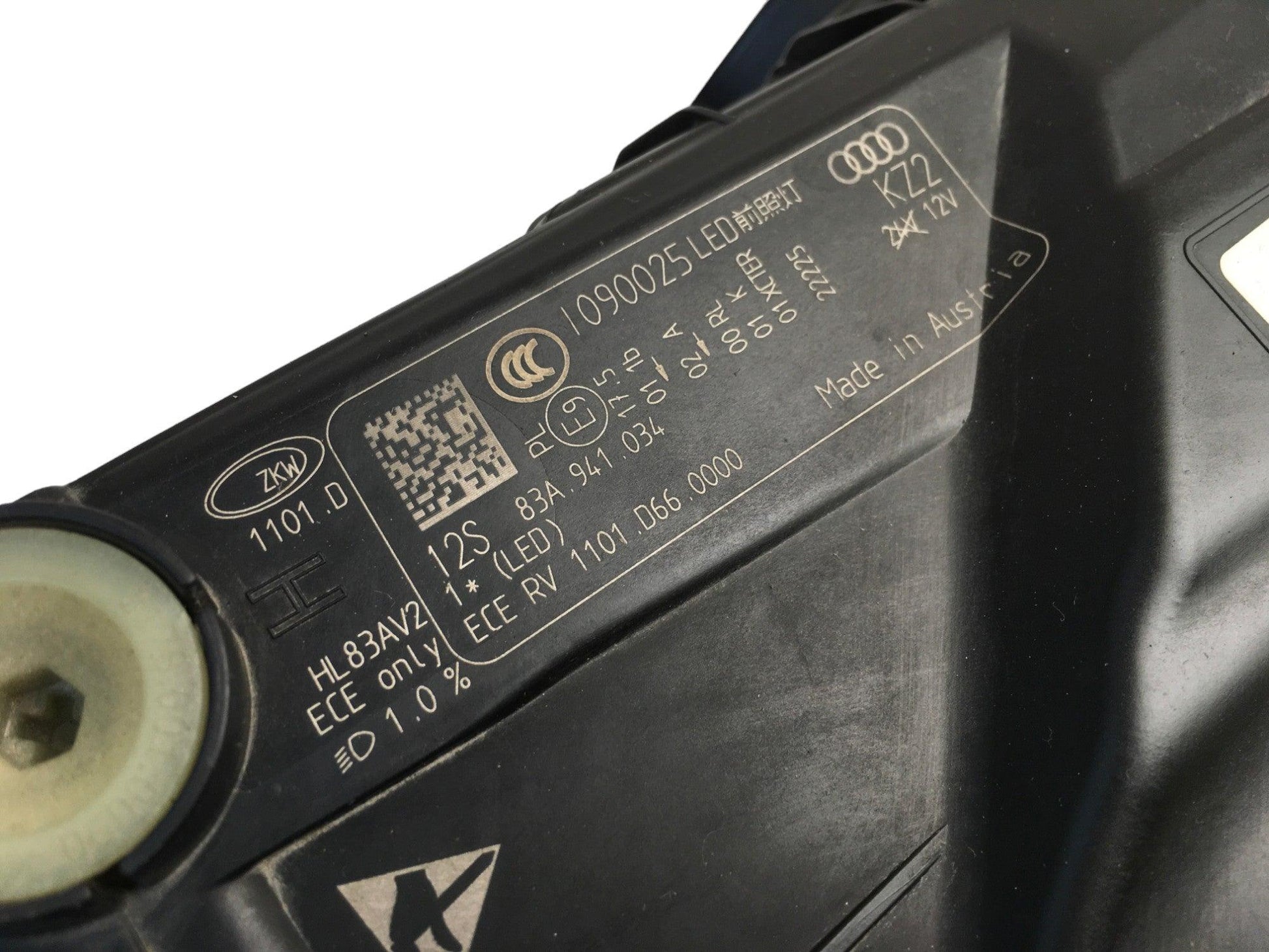 Faro derecho Audi Q3 F3 - 83A941034