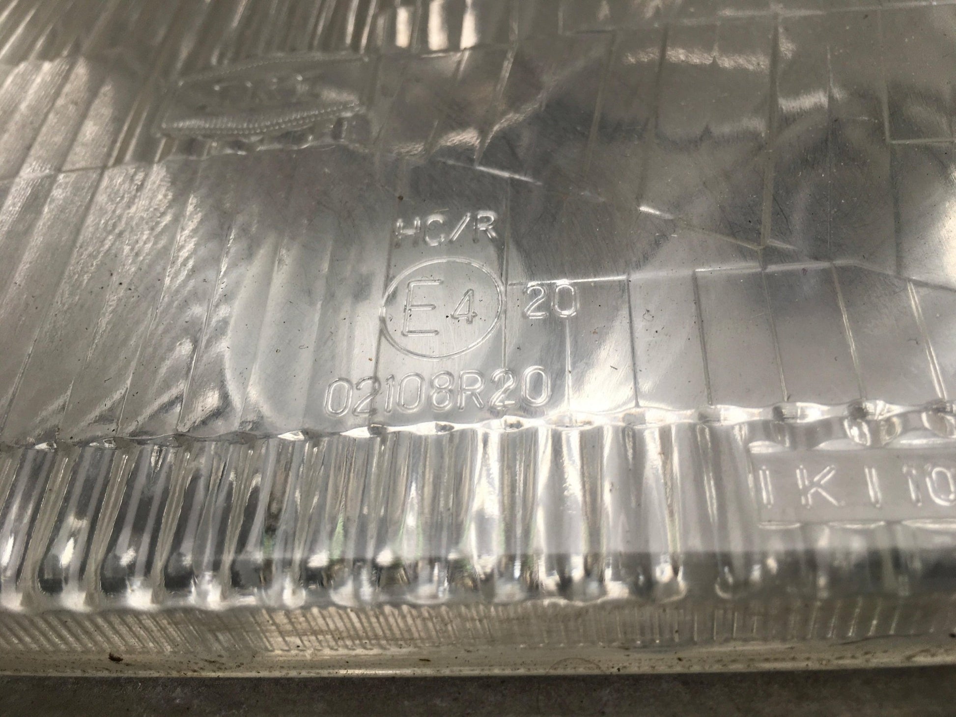 Faro derecho Daihatsu Feroza 02108R20 - 02108R20