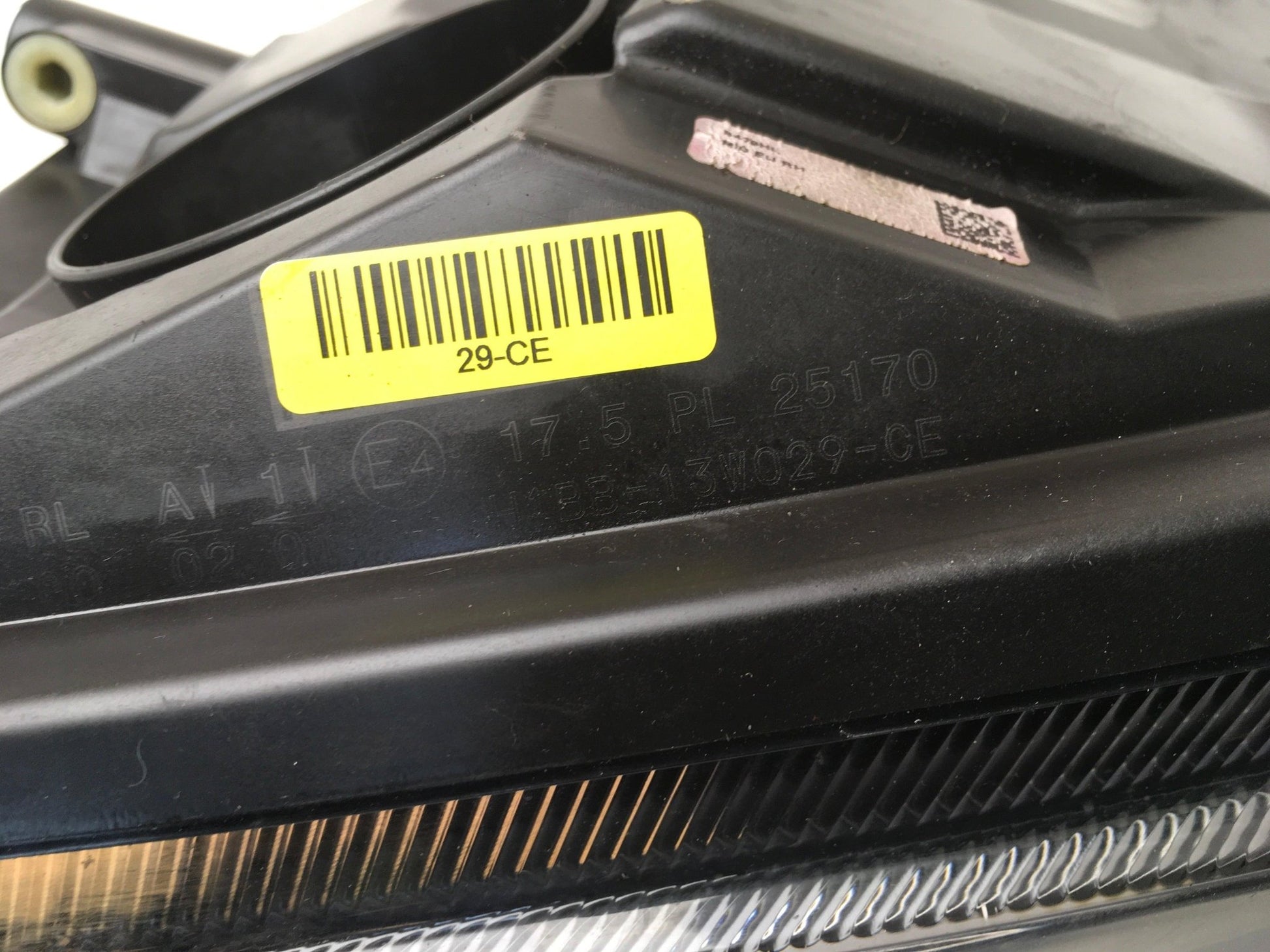 Faro derecho Ford Fiesta VII - H1BB13W029CE