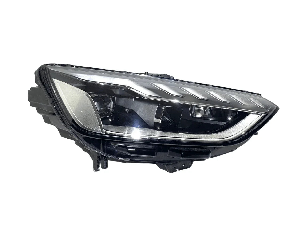 Faro derecho Full Led Audi A4 B9 Nuevo