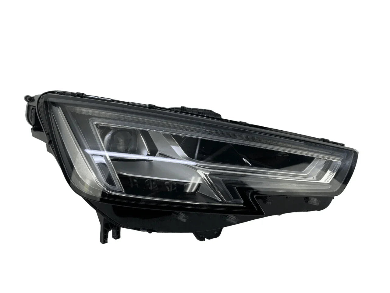 Faro derecho Full Led Audi A4 B9 Nuevo