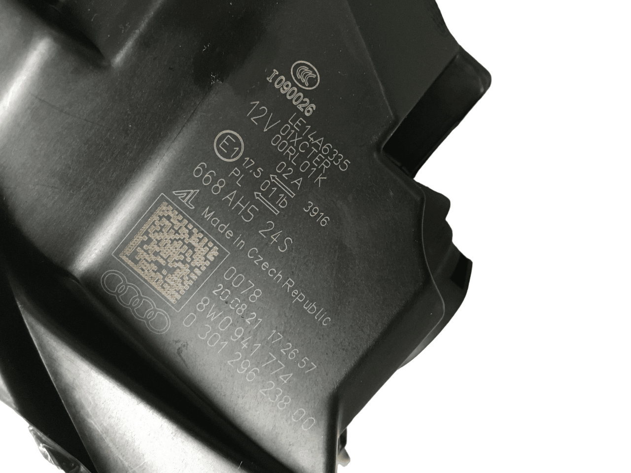 Faro derecho Full Led Audi A4 B9 Nuevo - 8W0941774