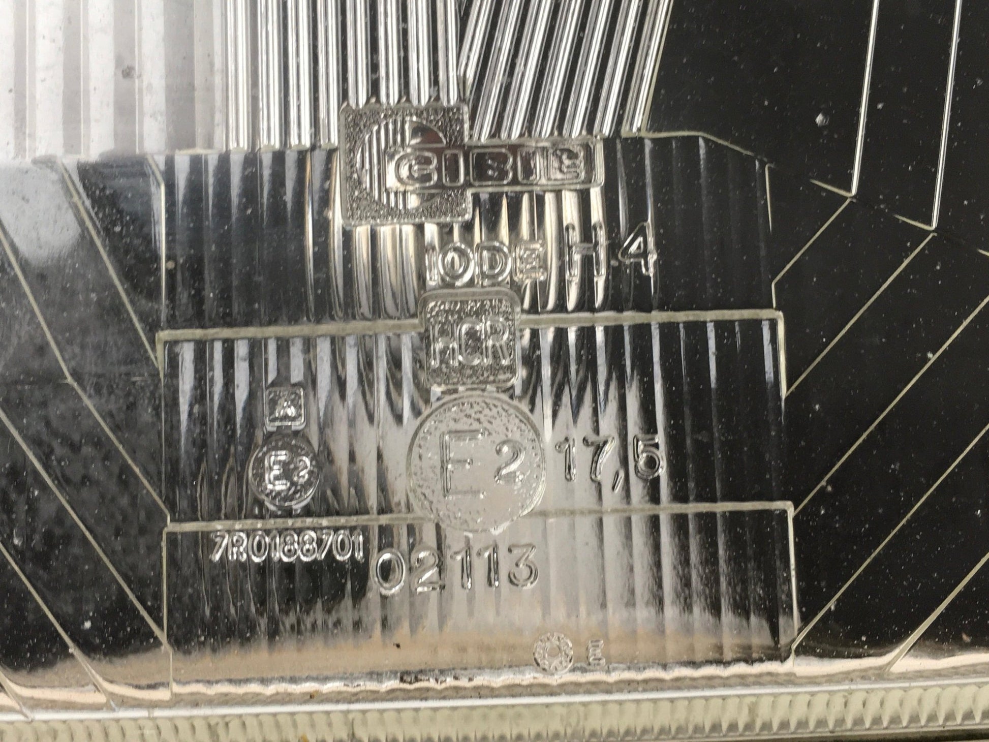 Faro derecho Jeep Cherokee II/ Nissan Patrol III - 7R0188701