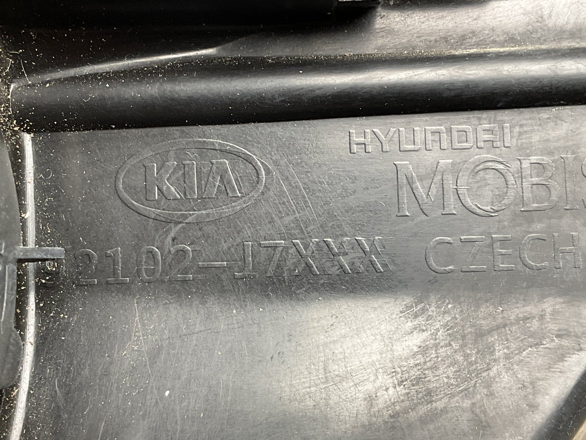 Faro derecho Kia Ceed 2018 - 2024 - 92102J7XXX