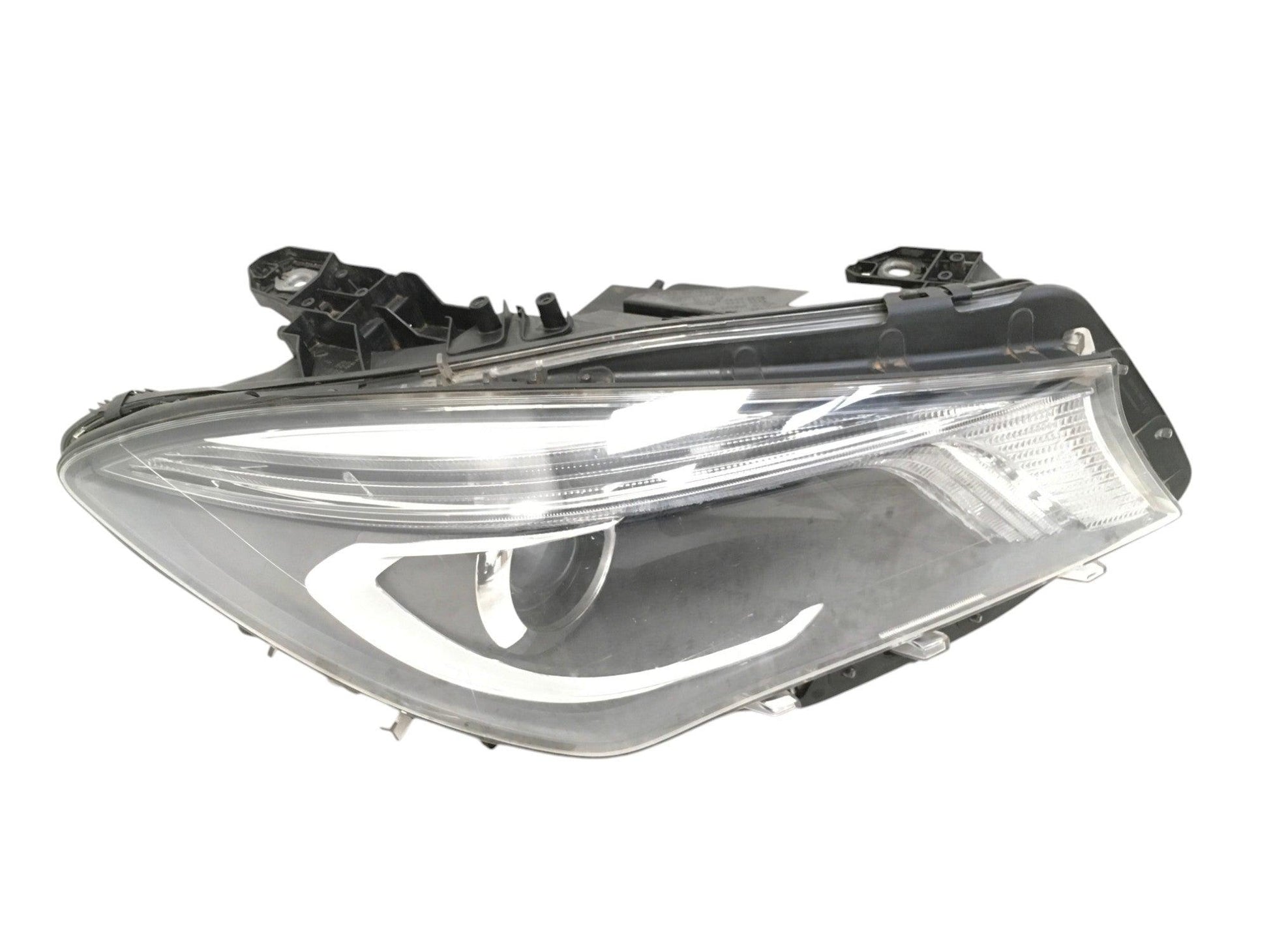 Faro derecho Mercedes C117 - A1178201661