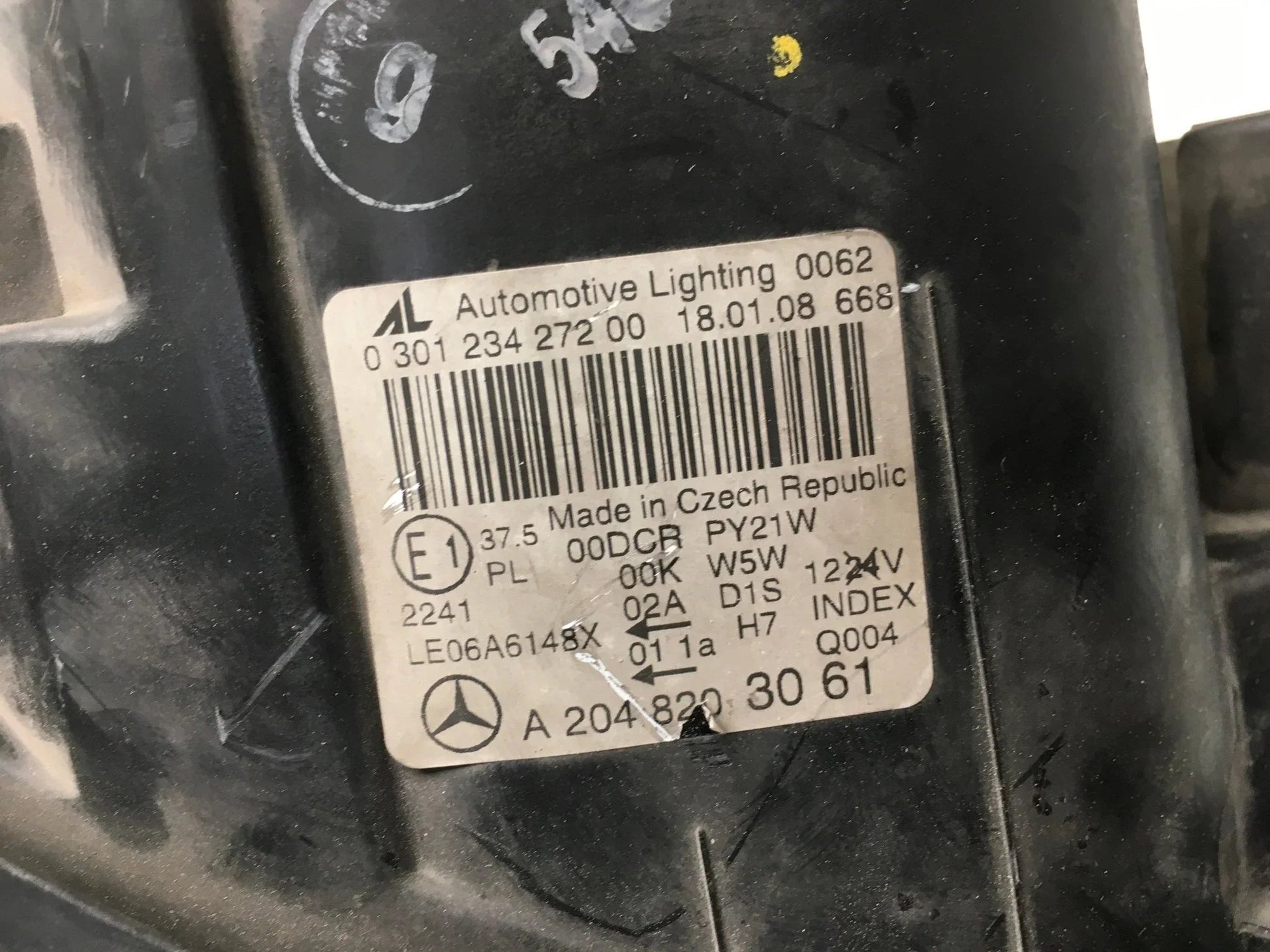 Faro derecho Mercedes W204