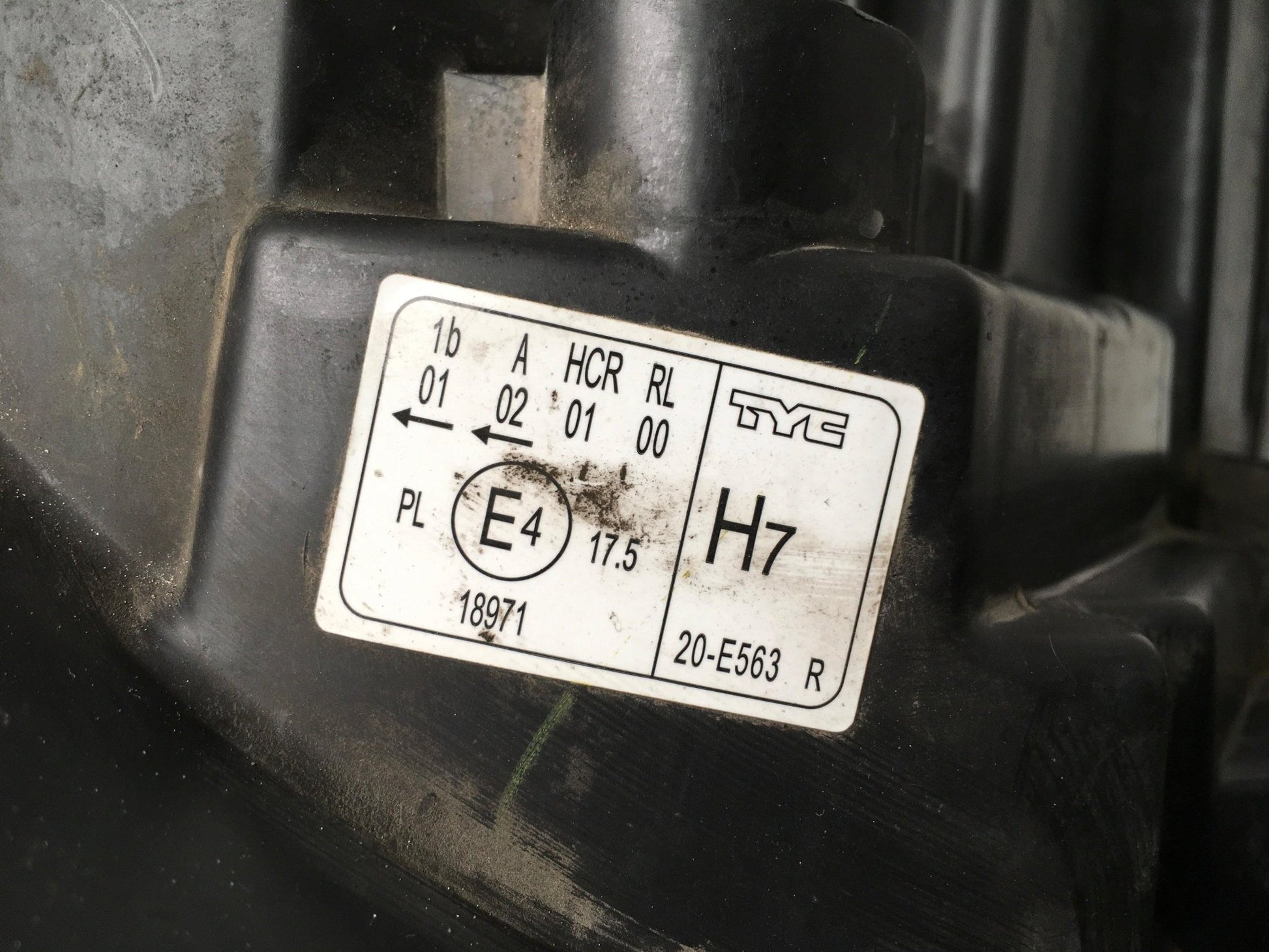 Faro derecho Mercedes W906 - A9068202461