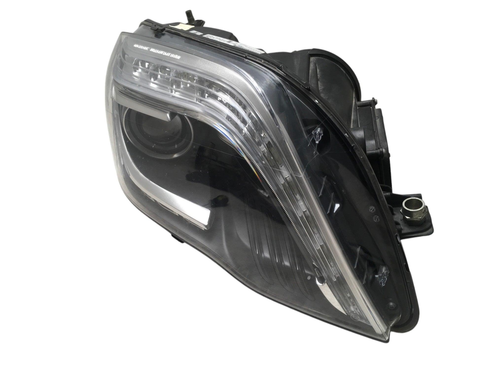 Faro derecho Mercedes X204 - A2048201639