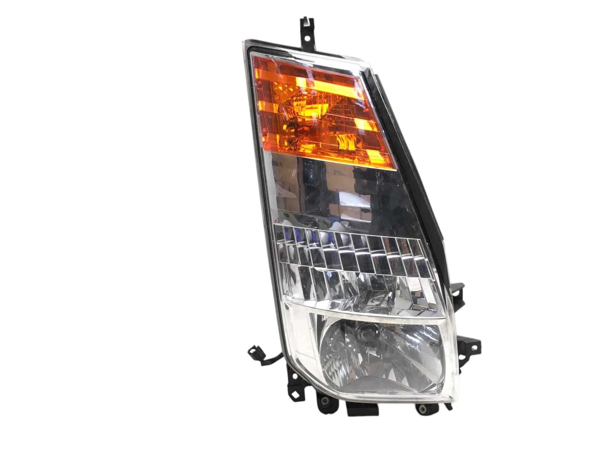 Faro derecho Nissan Cabstar F24 - 26010MB41A