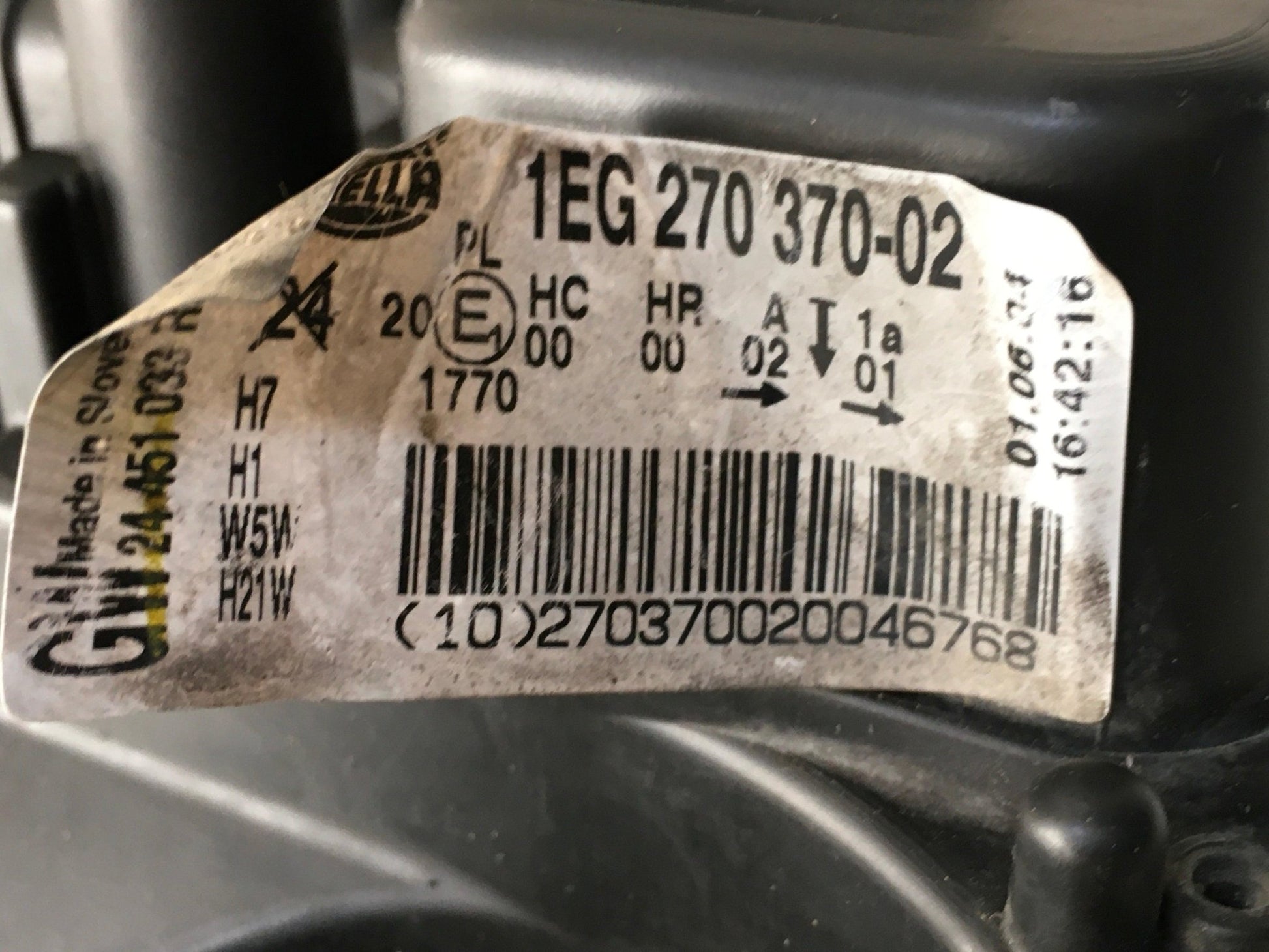 Faro derecho Opel Astra H - 1EG27037002