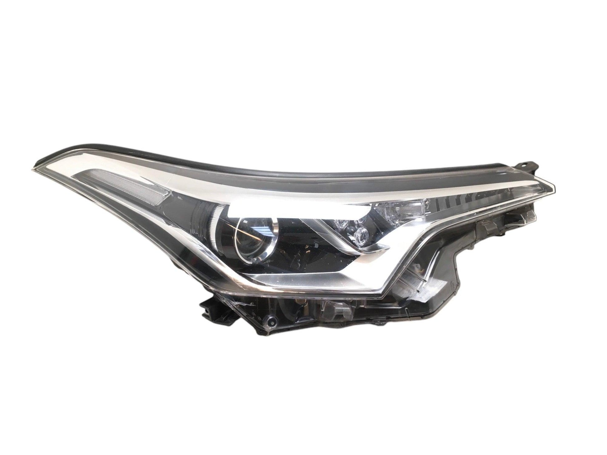 Faro derecho Toyota C-HR 1.8 Hibrido - 81110F4031