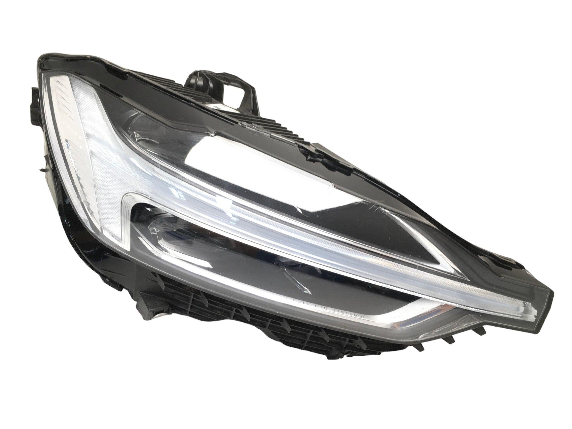 Faro derecho Volvo XC60 II - 31656561