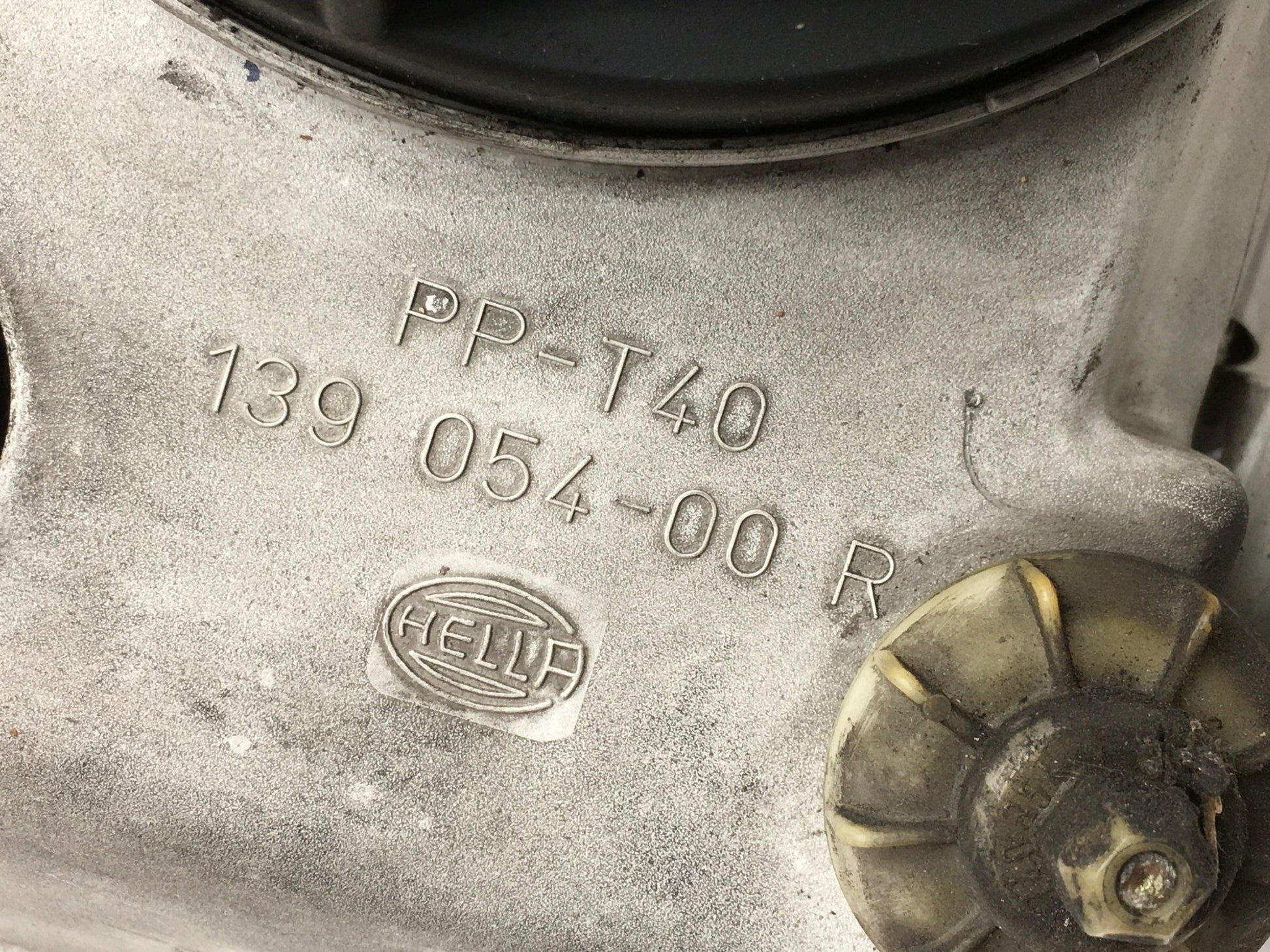 Faro derecho VW Vento A3 - 13905400R