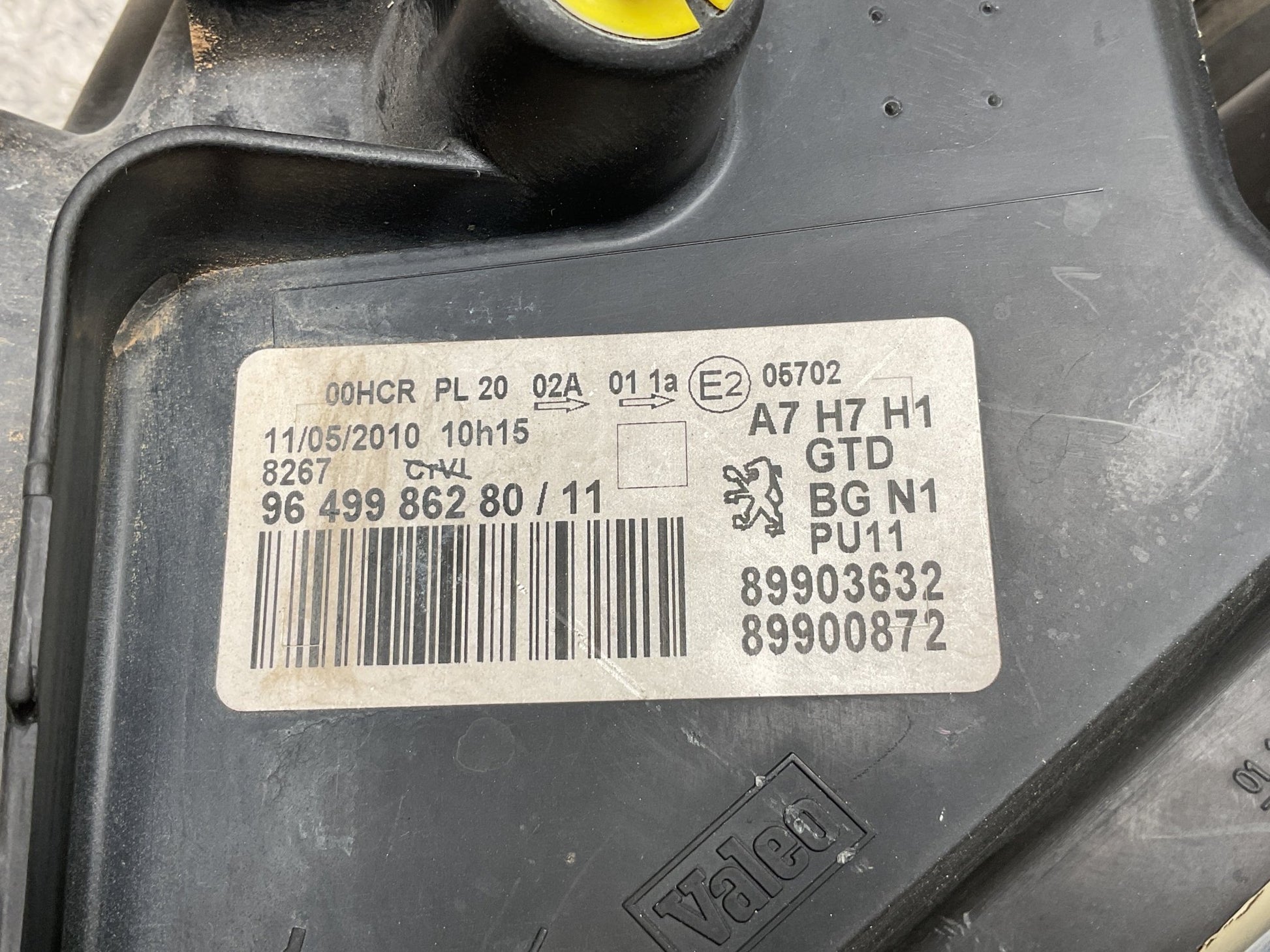 Faro frontal Izq Peugeot 9649986280 - 649986280