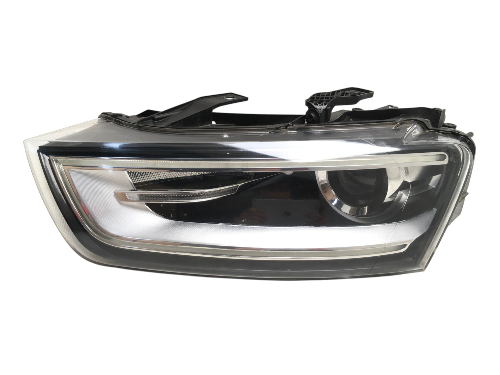 Faro izq Audi Q3 8U - 8U0941005