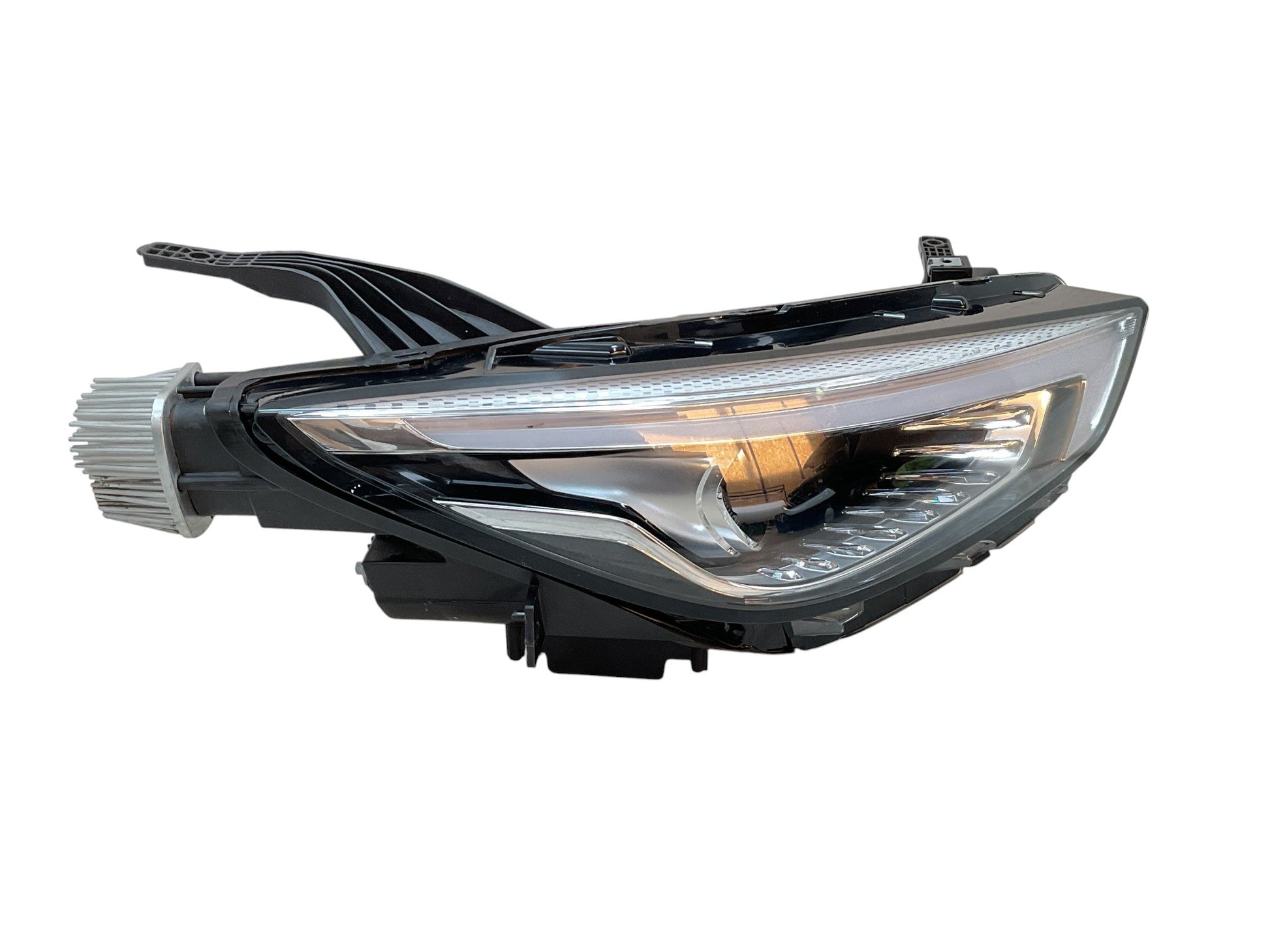 Faro izq MG ZS Renovado 17-23 - 11275385