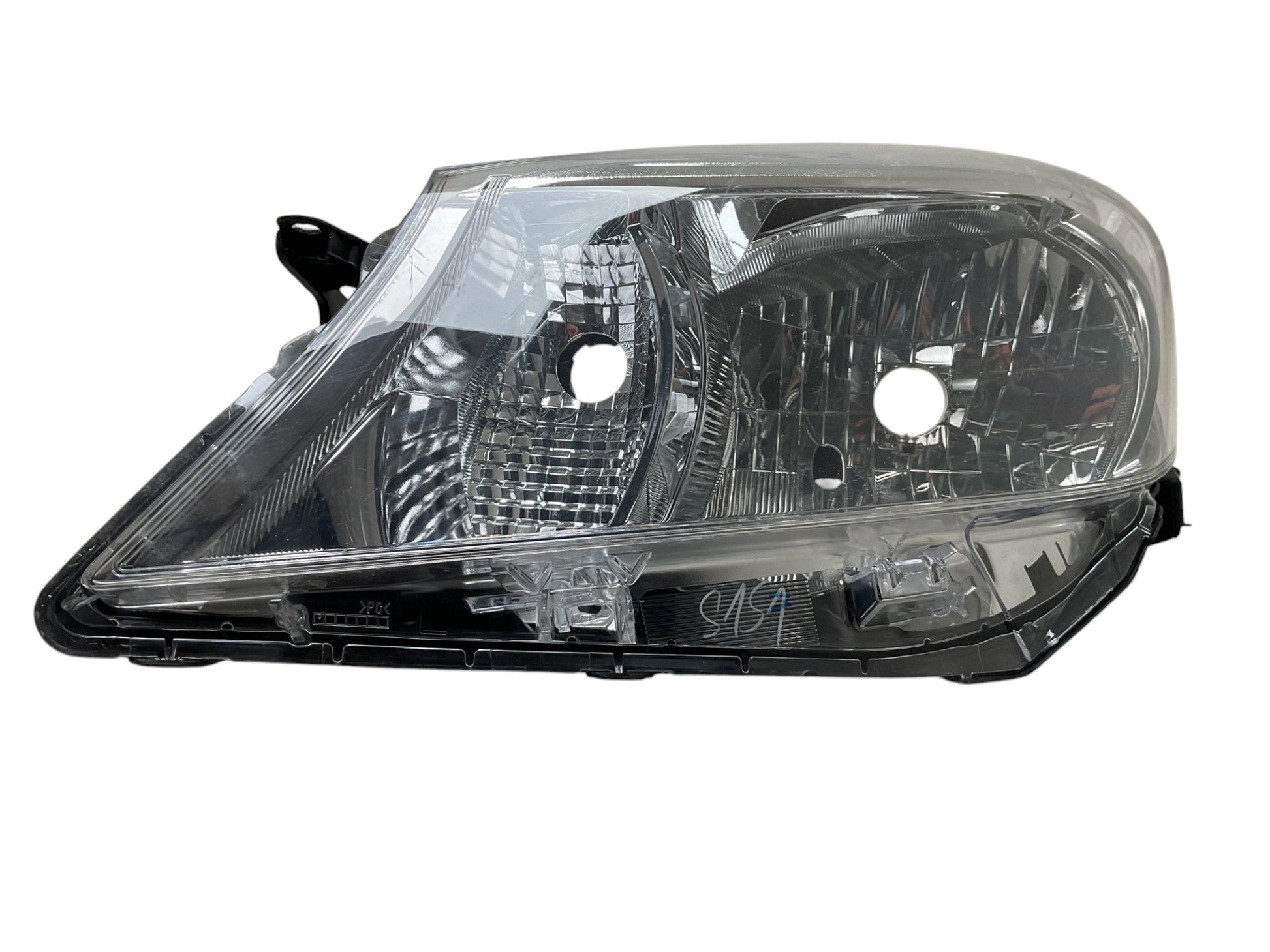 Faro izq Toyota Yaris 2011 - 2019 - 811700D450