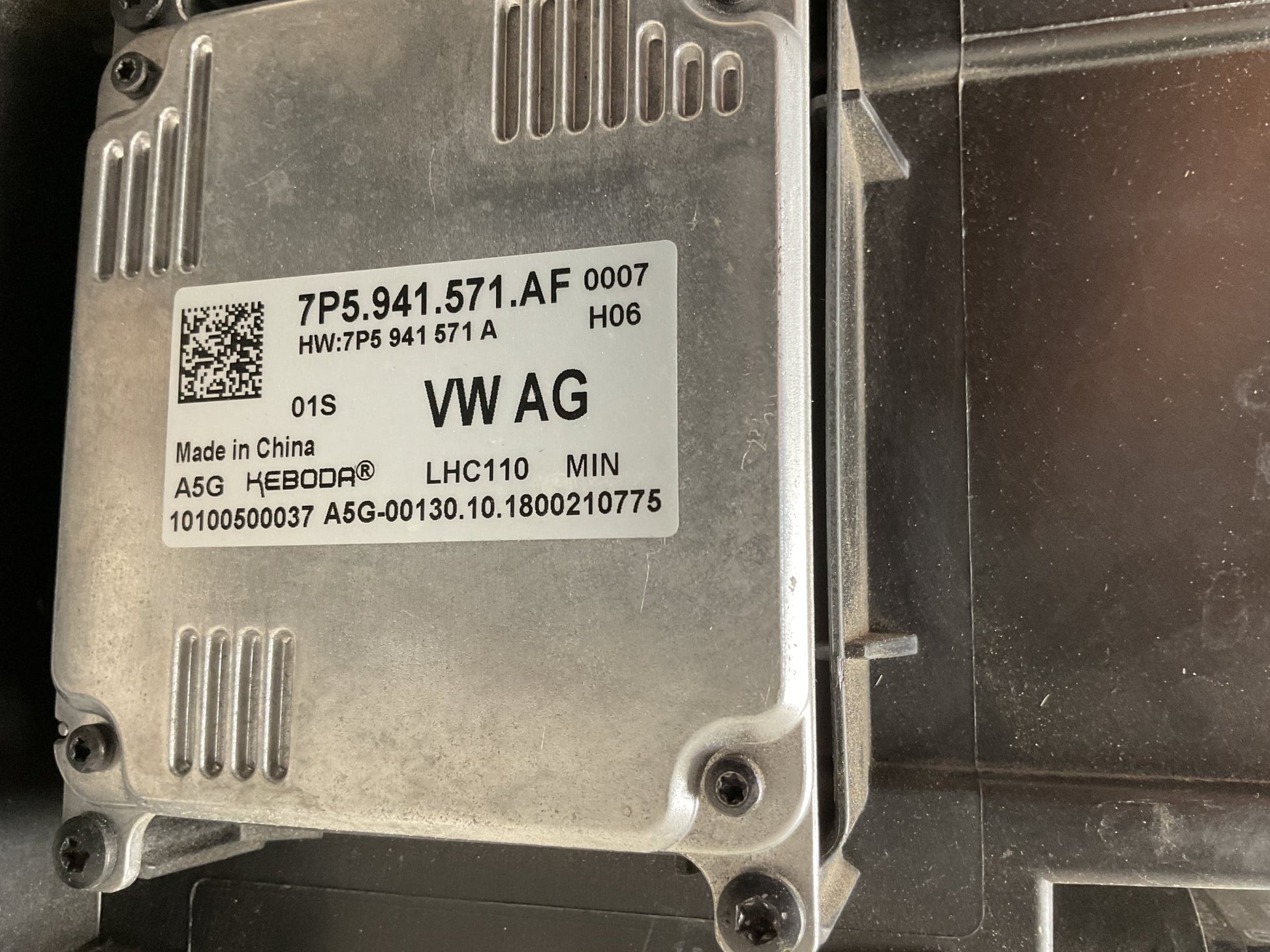 Faro izq VW Tiguan II 2016 2025 - 5NB941035D