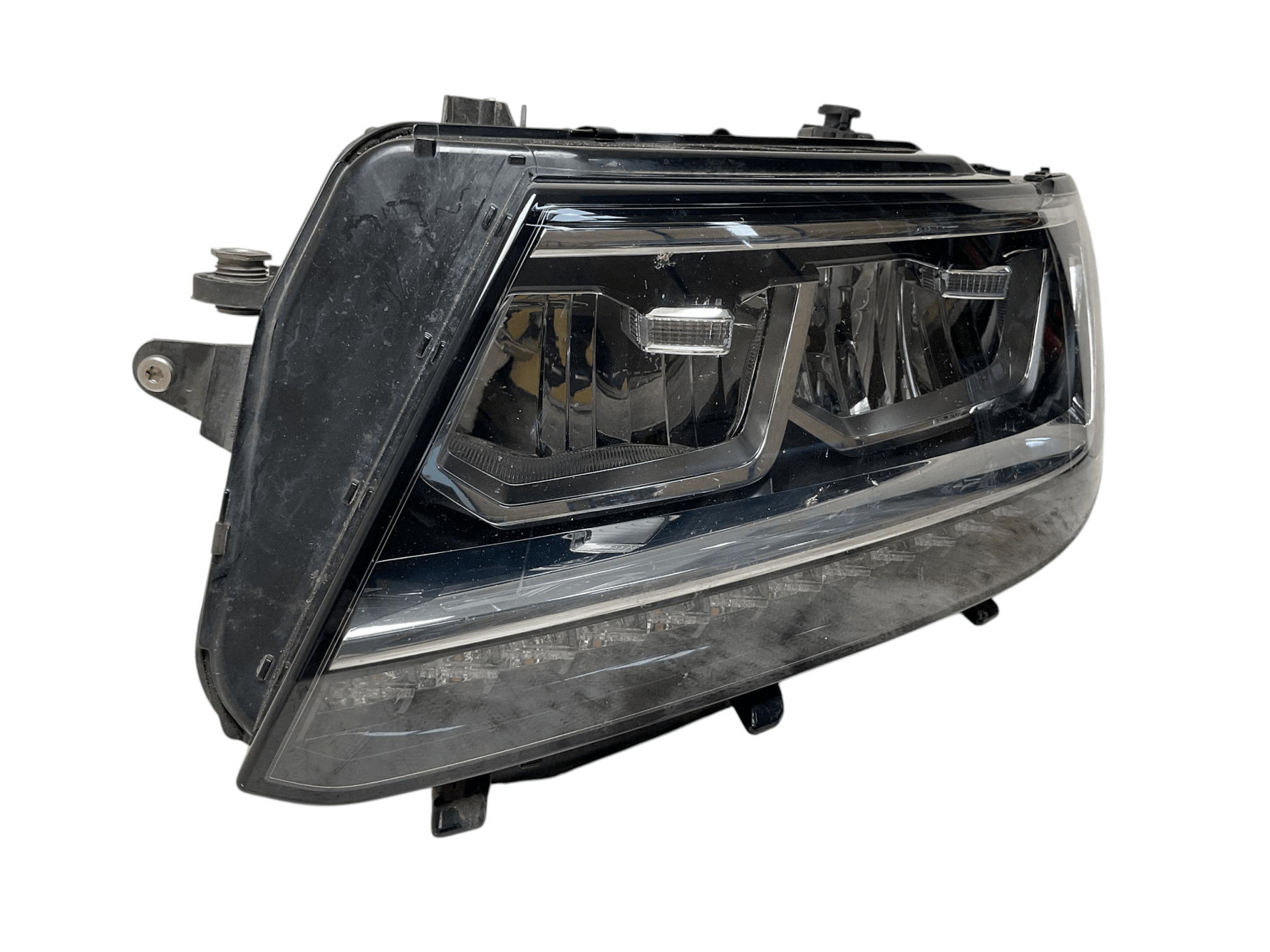 Faro izq VW Tiguan II 2016 2025 - 5NB941035D